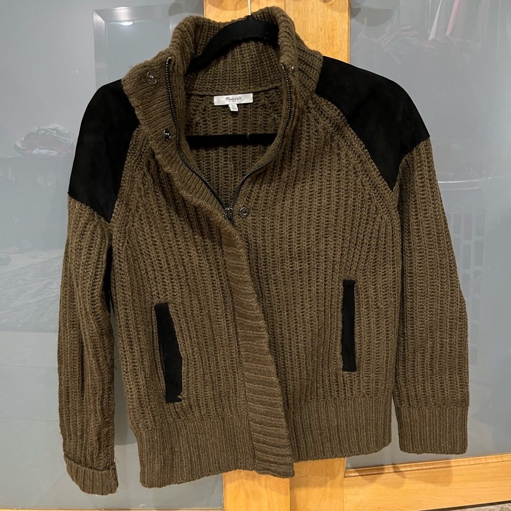 Madewell size xs leather accent zip up sweater.  EUC